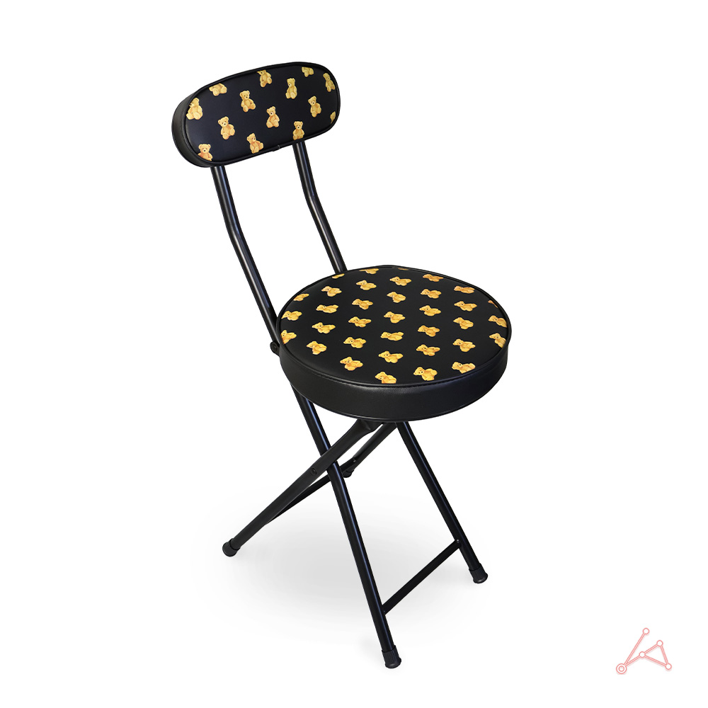 원형 쿠션 등받이 의자