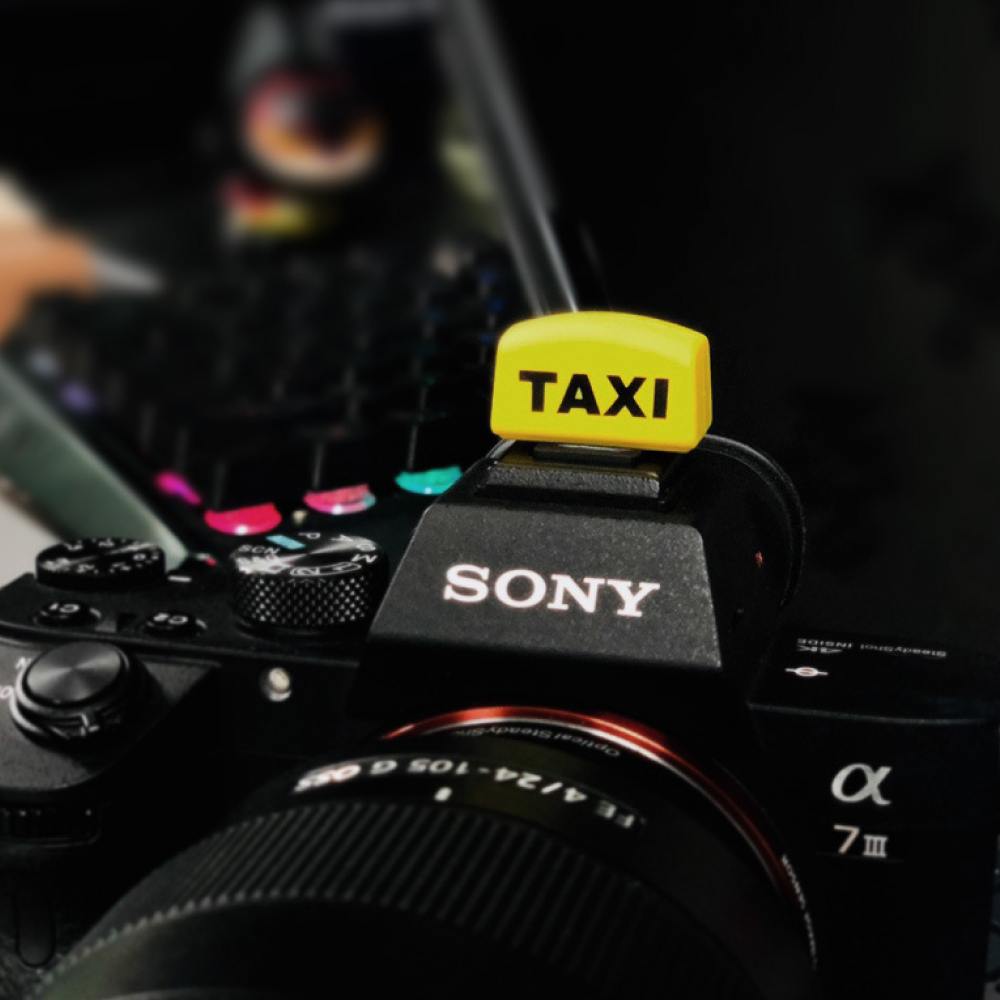 카메라 핫슈커버